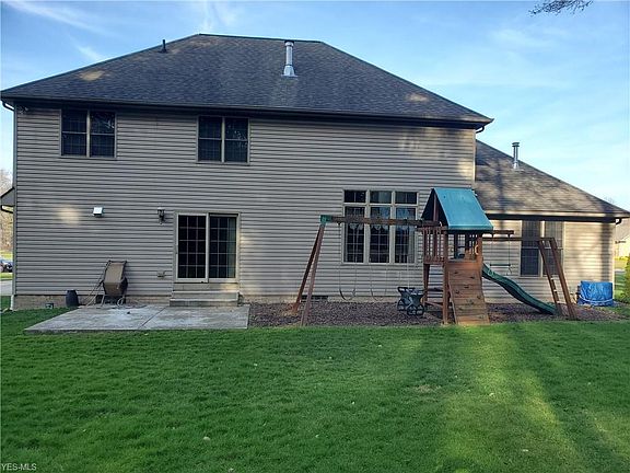 4th image of 2037 Bishop Woods Ct