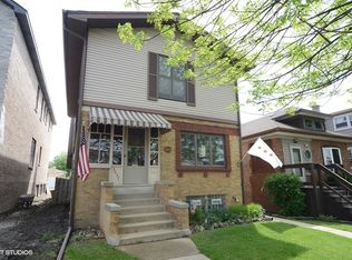 3537 N Osceola Ave, Chicago, IL 60634