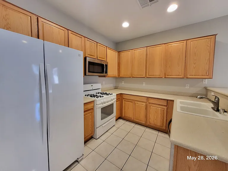9843 Overlook Ridge Ave — Photo 3