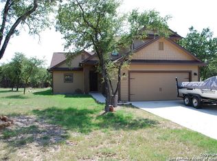 163 Crazy Horse Trl, Canyon Lake, TX 78133