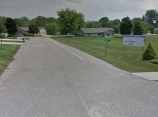 621 Kemp Ct, Gladwin, MI 48624
