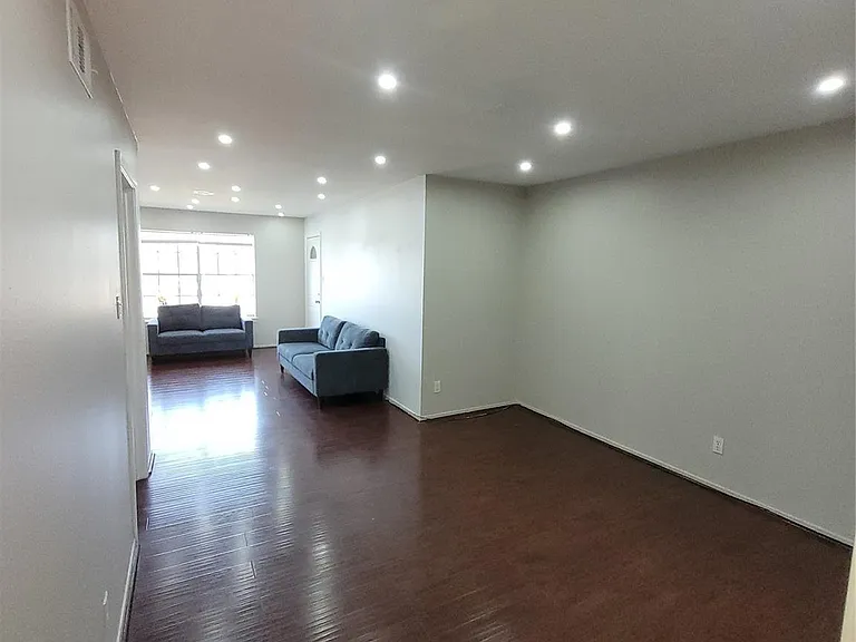 7213 Beechnut St — Photo 7