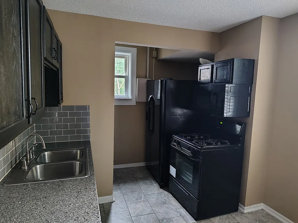 542 S 26th Ave