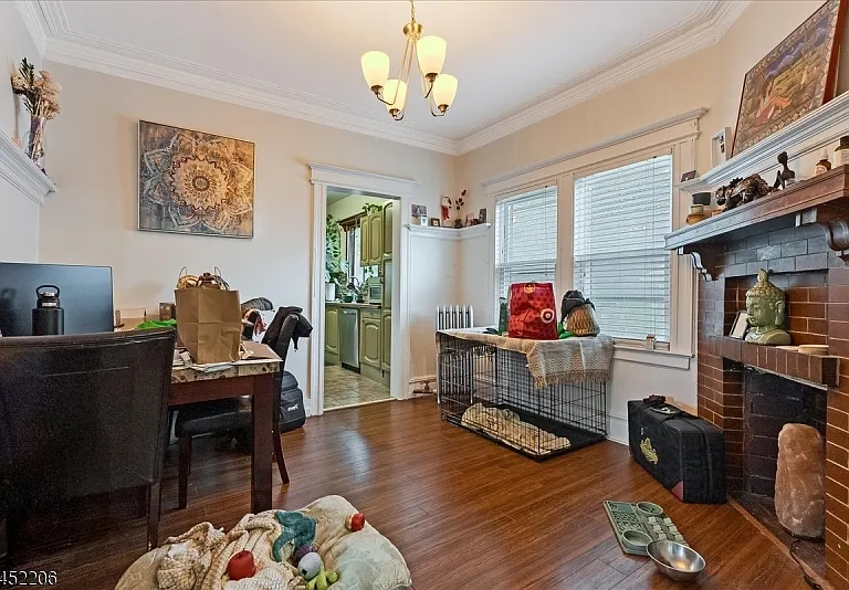 20 Howe Ave #2 — Photo 8