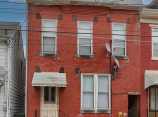 126 S 6th St, Lebanon, PA 17042