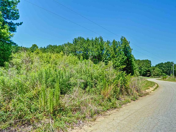 2nd image of 201 Miles Oak Ln