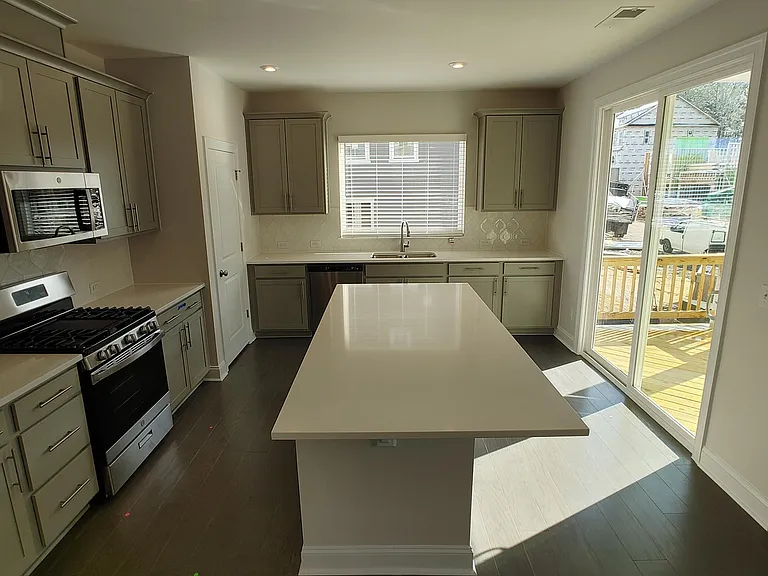 831 Amley Pl — Photo 6