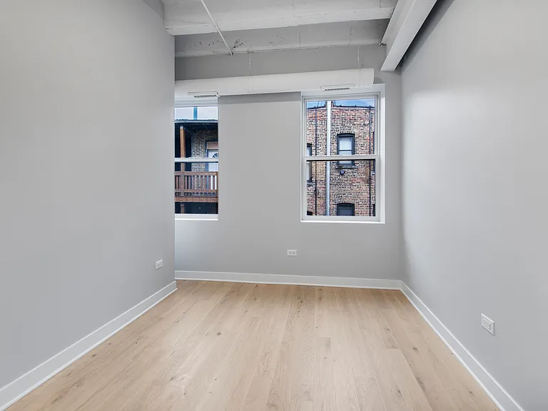 4637 N Ashland Ave #302 — Photo 15