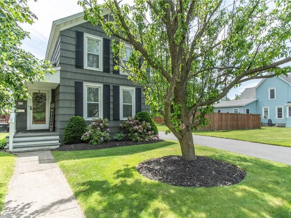 819 Coffeen St, Watertown, NY 13601