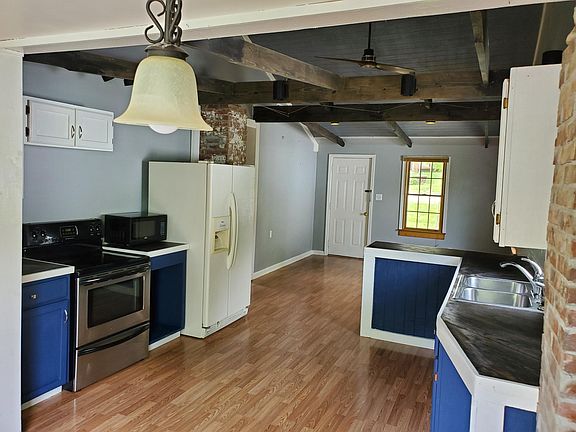 4th image of 230 E Cape Rock Dr