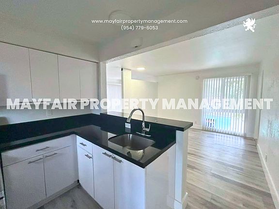 4th image of 412 Sunset Dr #13