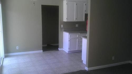 3rd image of 2519 Plantation Pl