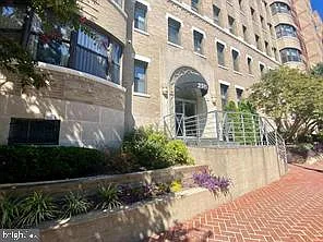 1 bed, 1.0 bath, 560 sqft, $2,250 — Photo 4