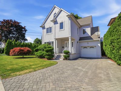 519 Summit Ave, Fort Lee, NJ, 07024