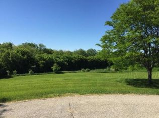 7216 Ridge Ct, Spring Grove, IL 60081