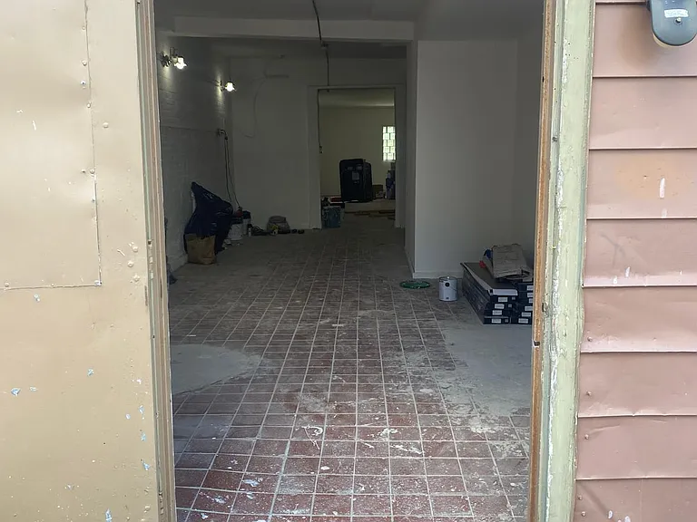 912 Park St — Photo 28