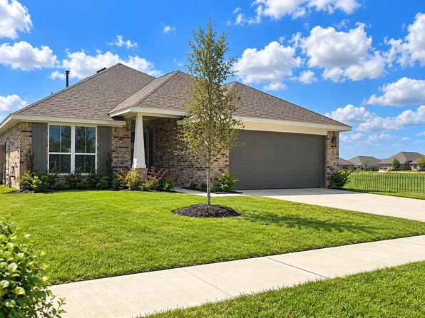 2152 Emerald Lake Trl, Dayton, TX 77535