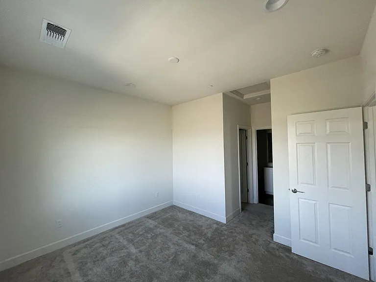 3039 Ellis Town Dr — Photo 10