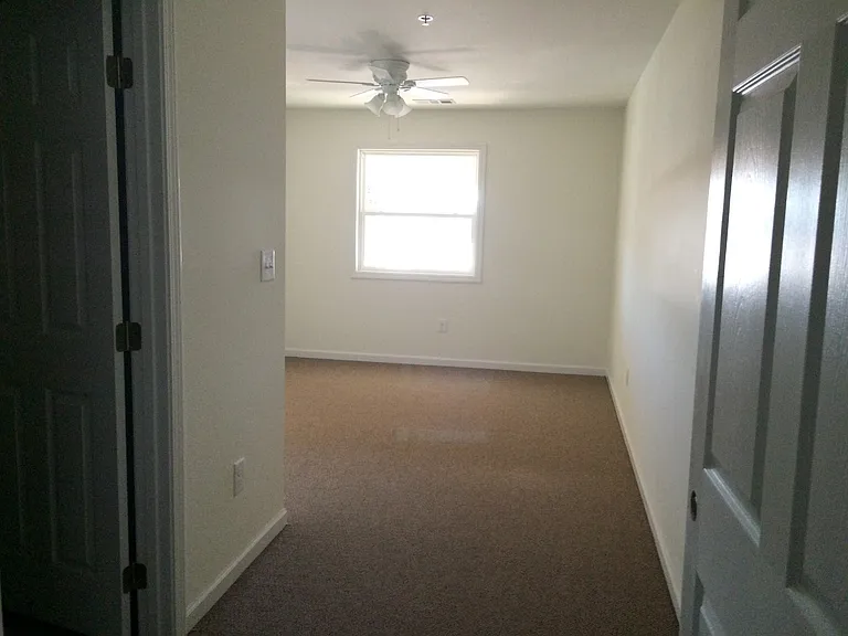 813 3rd Ave — Photo 33