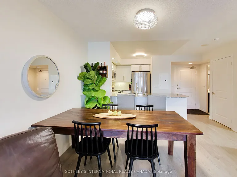 85 E Liberty St #720 — Photo 5