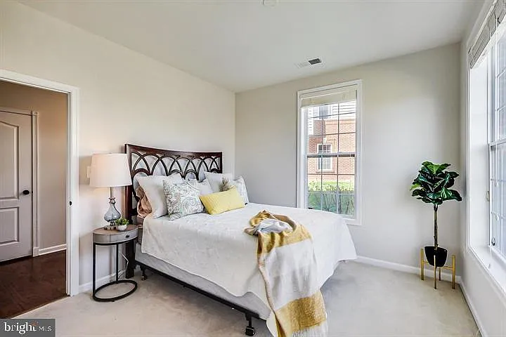 43213 Whelplehill Ter — Photo 10