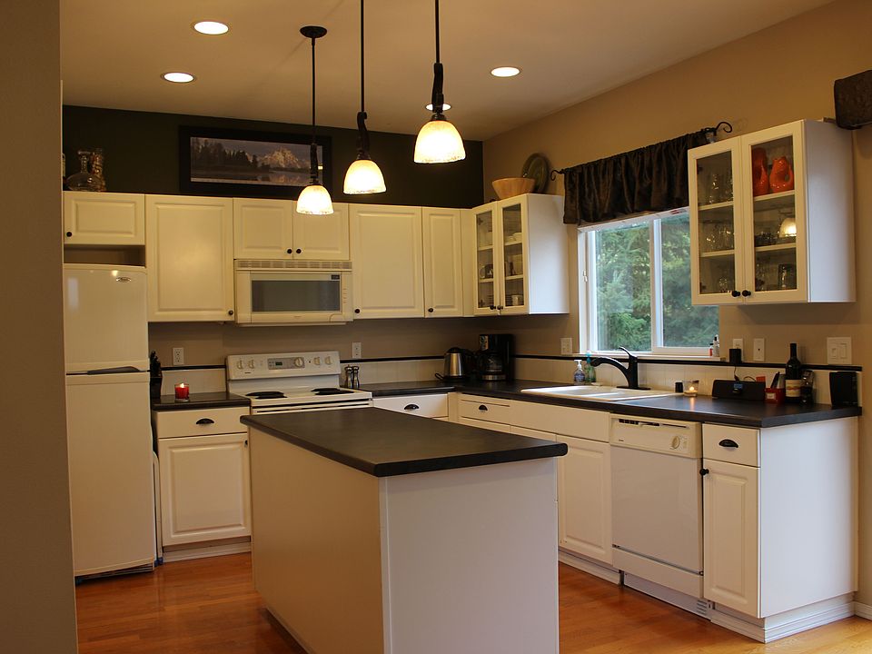 1st image of 6187 Wynoochee Ln NE