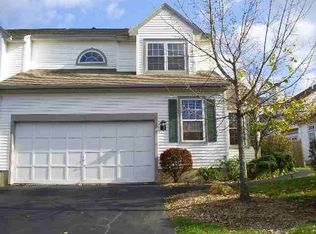 2 Empire Cir, Rensselaer, NY 12144