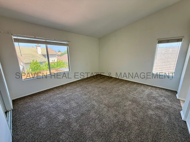 7689 Canberra Way — Photo 12