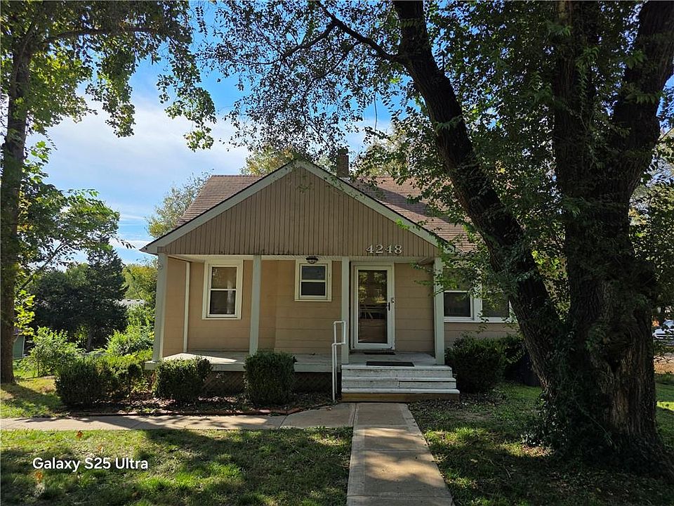 1st image of 4248 NE Kelsey Rd
