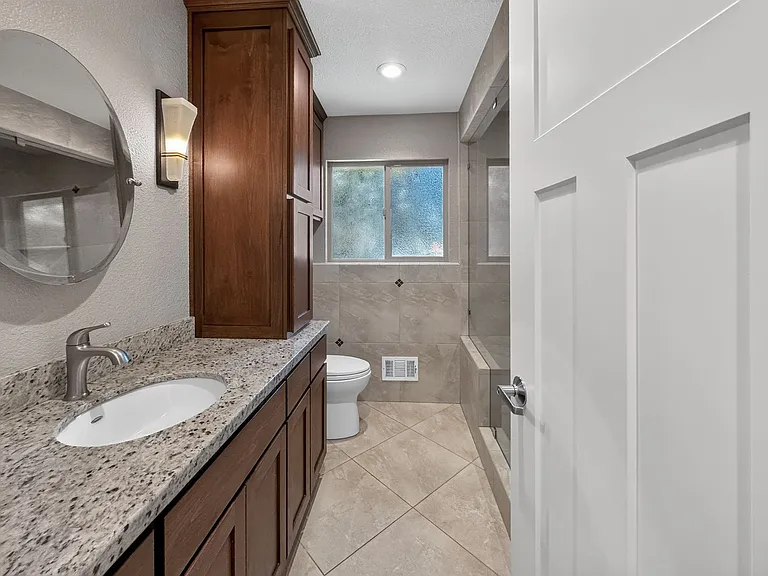 1 Kirkcrest Ct — Photo 20