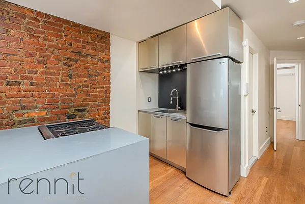 Rented by Rennit Inc. | media 10