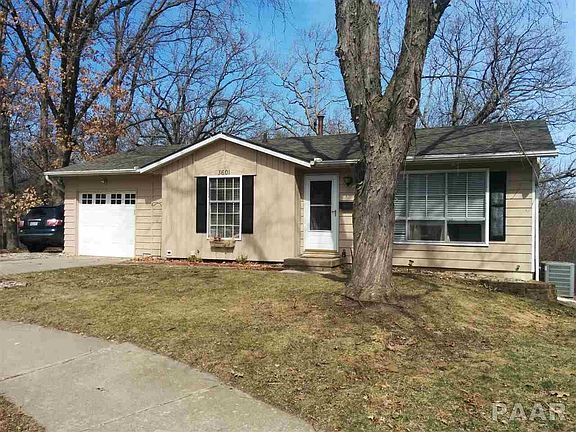 3rd image of 3601 W Warwick Dr