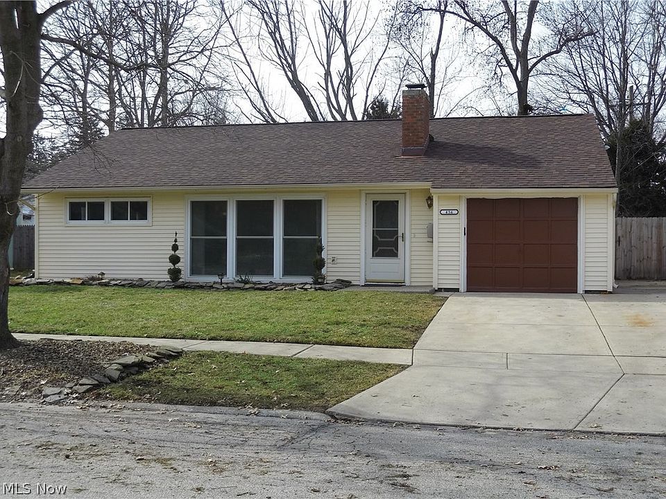 1st image of 456 Woodmere Dr