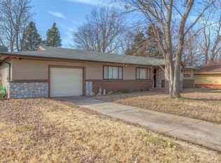 21418 E 38th St S, Broken Arrow, OK 74014
