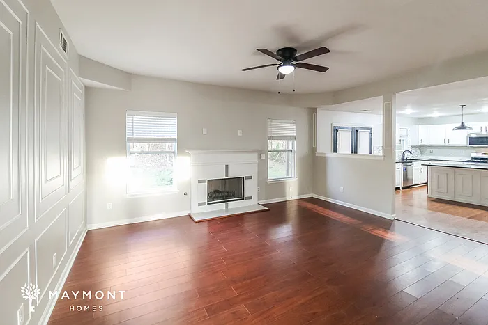 4465 Michael Jay St — Photo 4