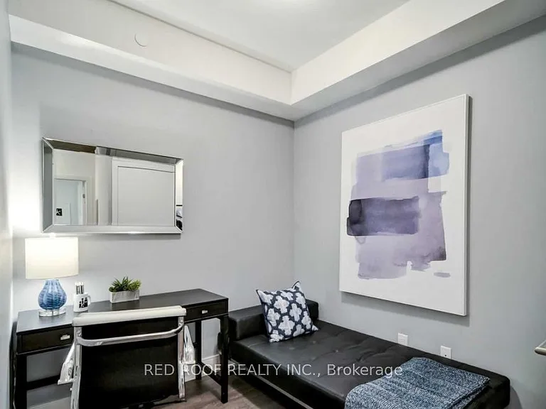 525 Adelaide St W #233 — Photo 5