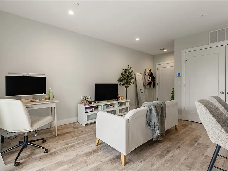 1457 Tremont St #308 — Photo 6