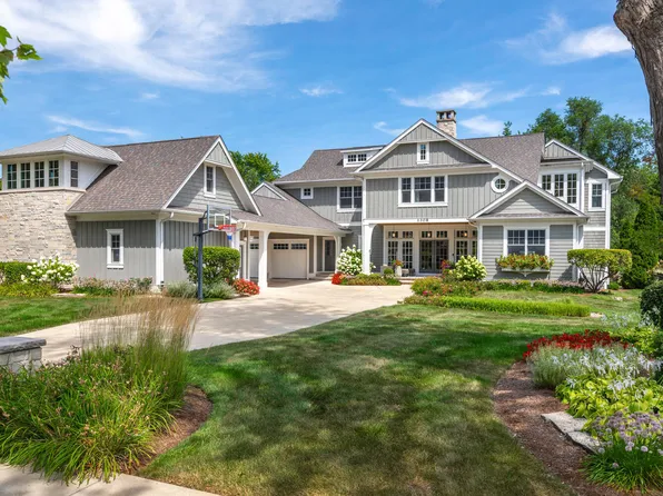 1308 Wright St, Naperville, IL 60563