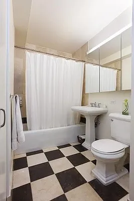 Rented by Owner | media 8