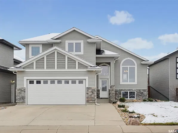 754 HARGREAVES Crescent, Saskatoon, SK S7R 0H2