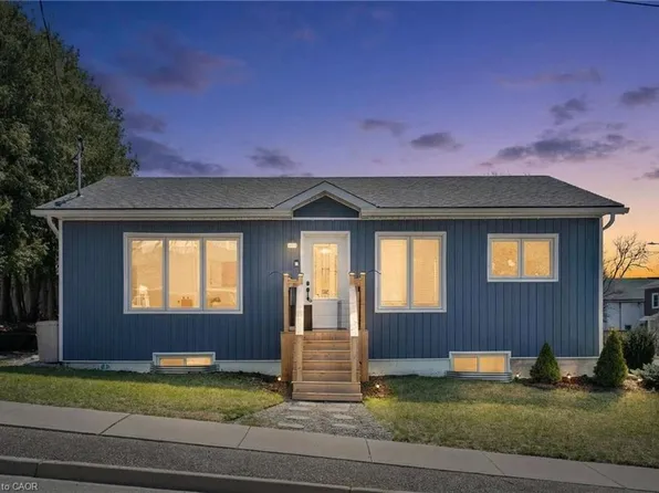 32 Nichol St W, Norfolk County, ON N0E 1Y0