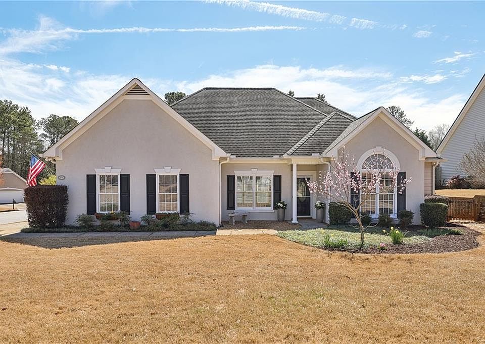 1st image of 2990 Ivey Oaks Ln