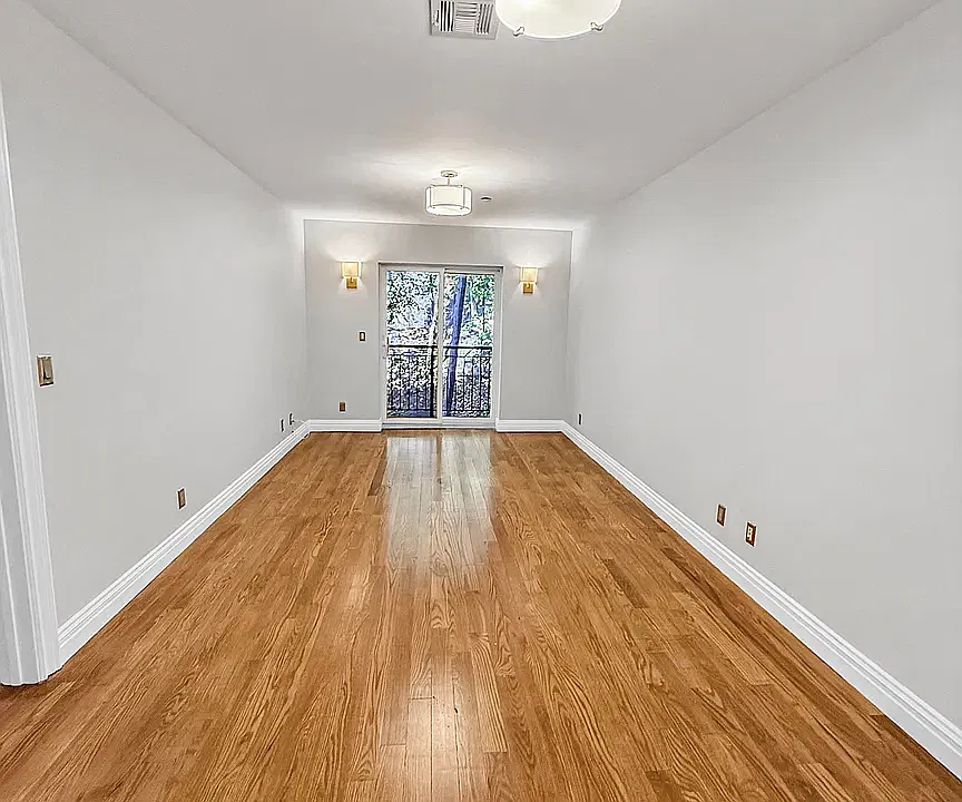 212 Bennett Ave #6D