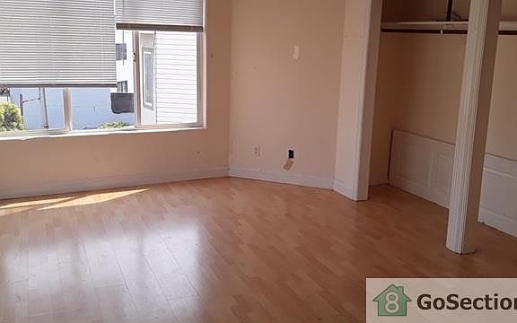 5th image of 288 Onondaga Ave #4