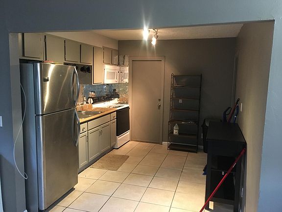 4th image of 1305 NW 7th Ter