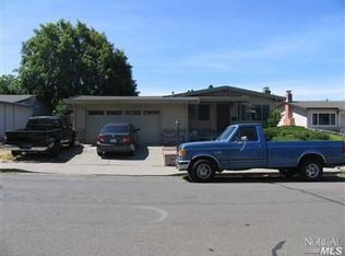 215 Clark Dr, Vallejo, CA 94591