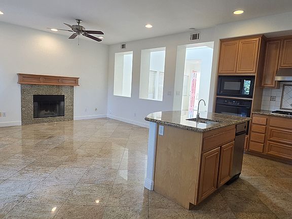 3rd image of 19211 Brynn Ct