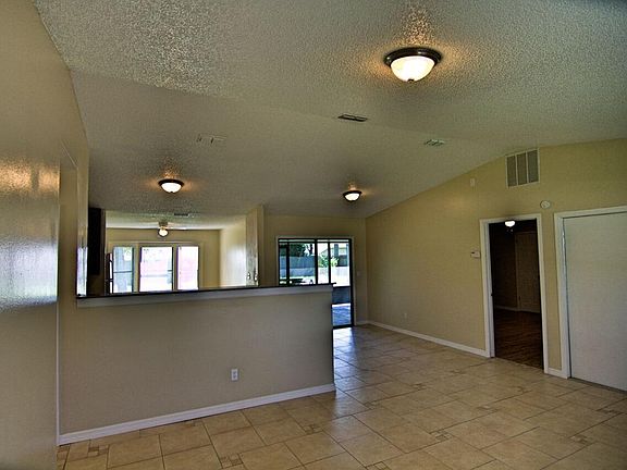 4th image of 713 Ibis Ave