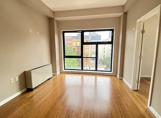 Rented by REAL New York | media 22