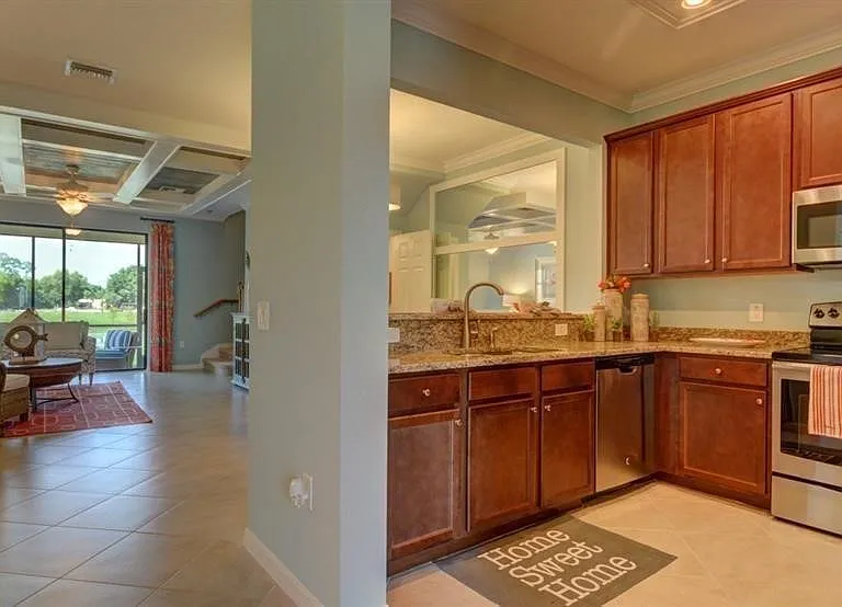 8892 Via Isola Ct — Photo 3